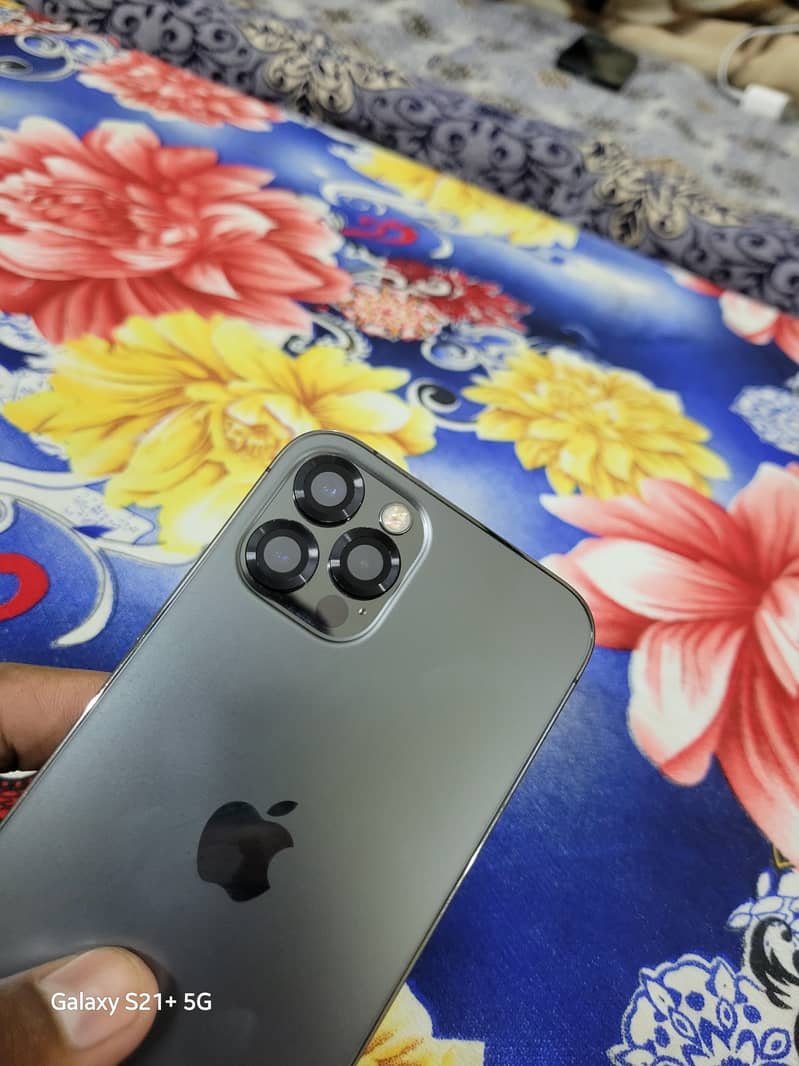 Apple iPhone 12 Pro 8