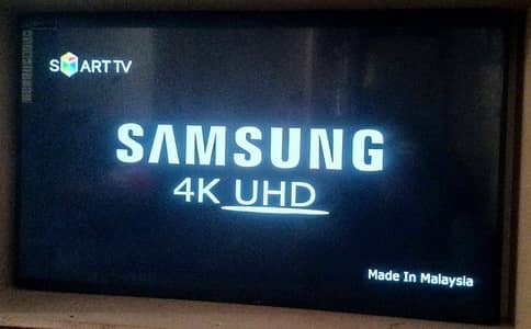 Smart LED 52 inch full ok