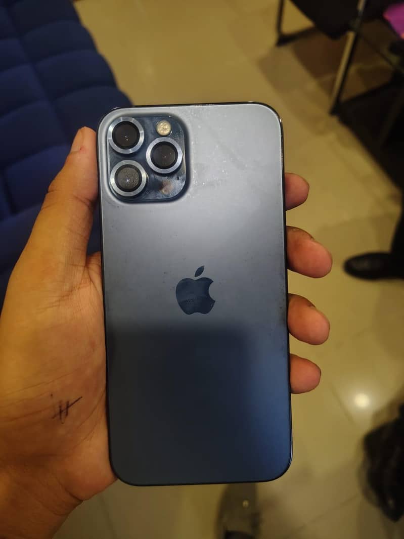 Apple iPhone 12 Pro Max 3