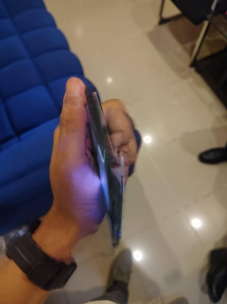 Apple iPhone 12 Pro Max 4