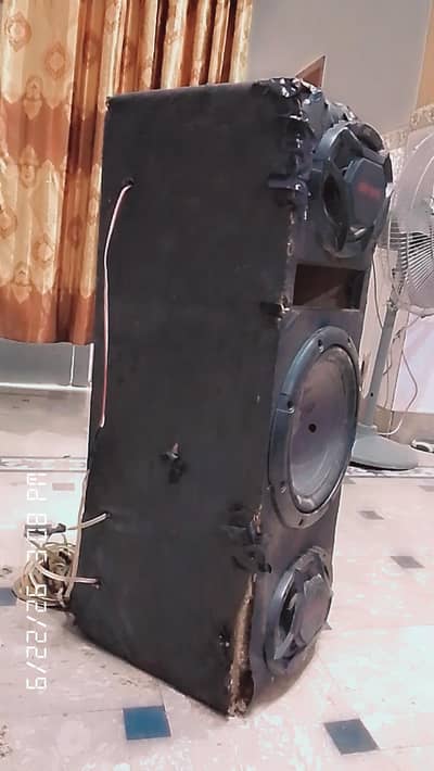 Woofer + Speakers For Sale in Good Condition Contact : 03249560246
