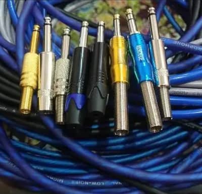 Electric Guitar Cables Guitar Strings Guitar pedals Supply Adaptor