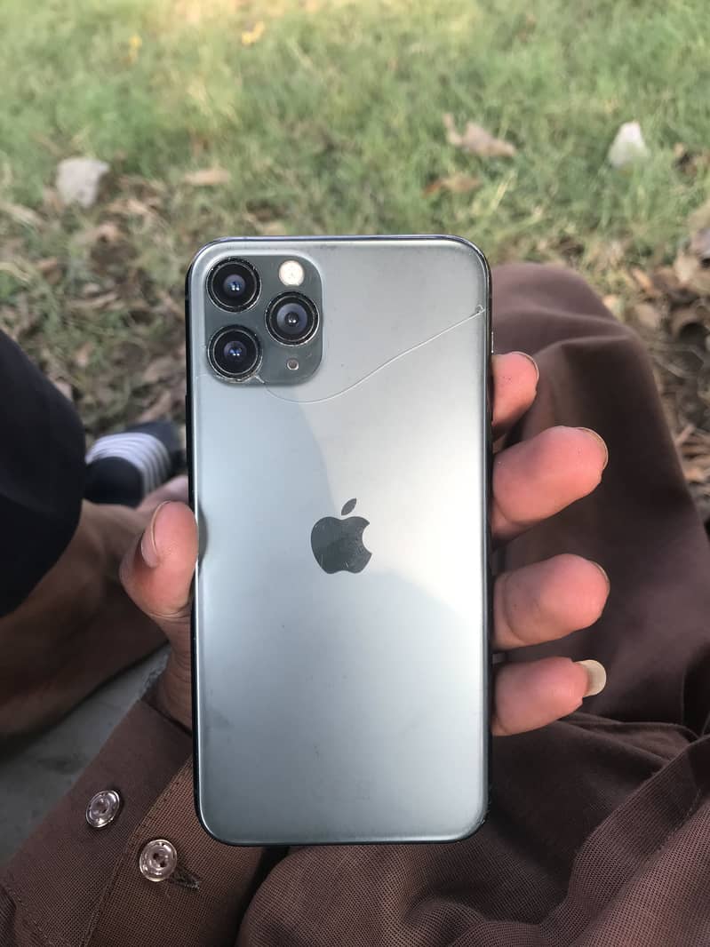 Apple iPhone 11 Pro 1
