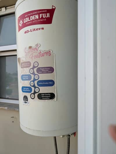 Brand New geyser , used for only 1 season , guarantee aswell