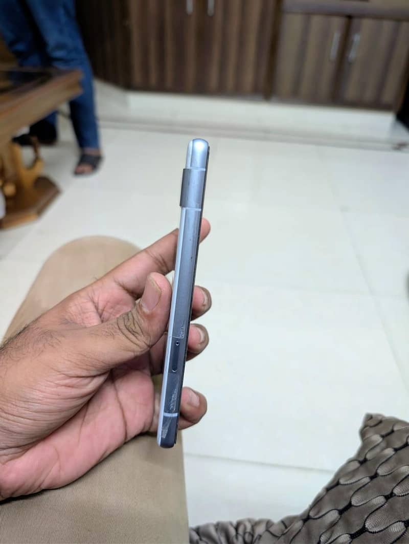 Google Pixel 7a 2
