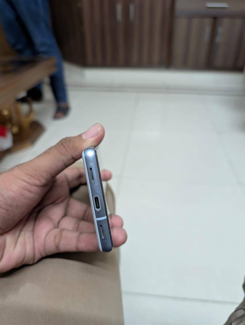 Google Pixel 7a 3