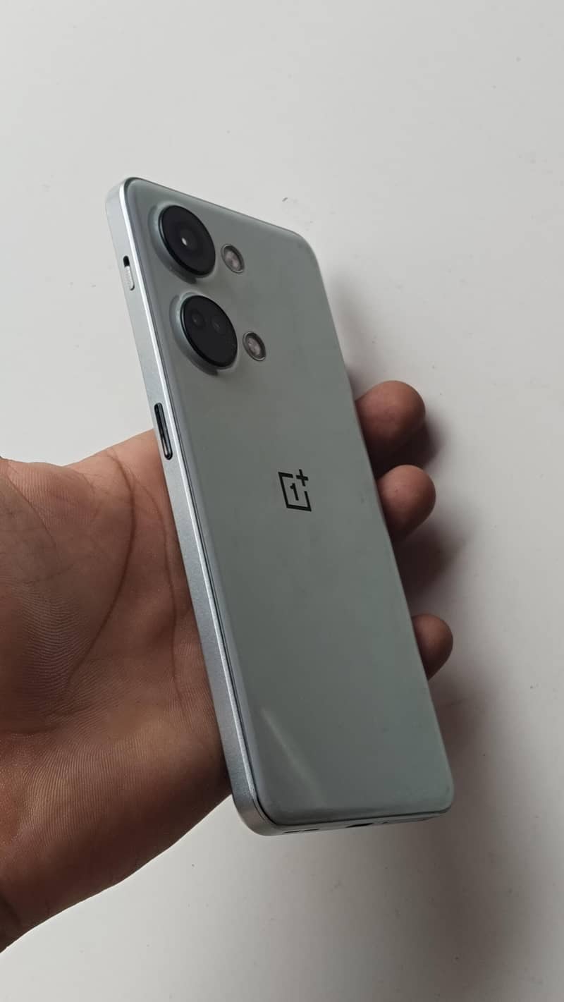 One Plus Ace 2V 0