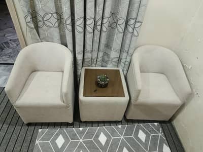 chairs for sell 9/10 condition used only 2 months