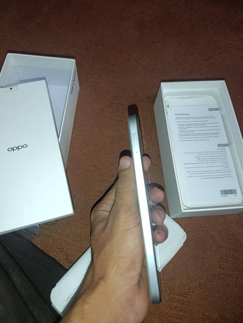 OPPO A6s 4