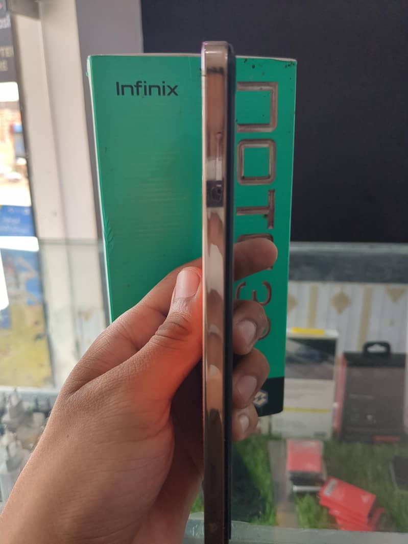Infinix Note 30 1