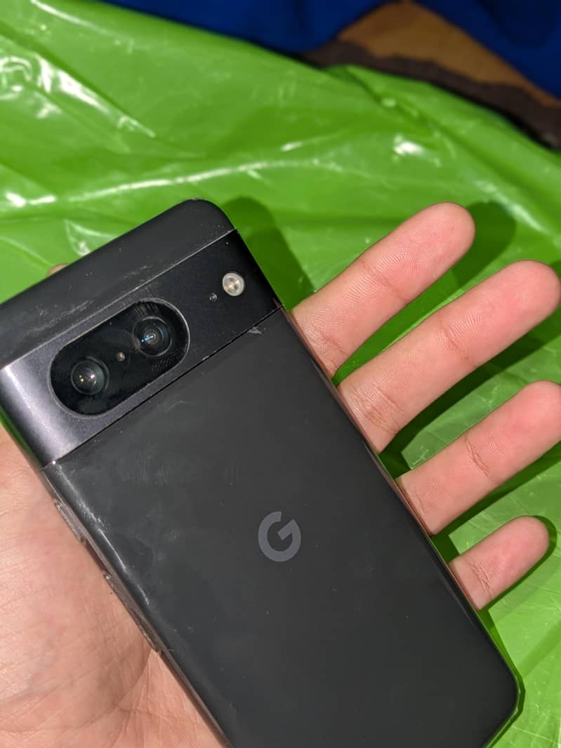 Google Pixel 8 1