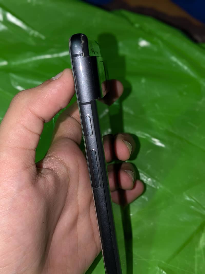 Google Pixel 8 2