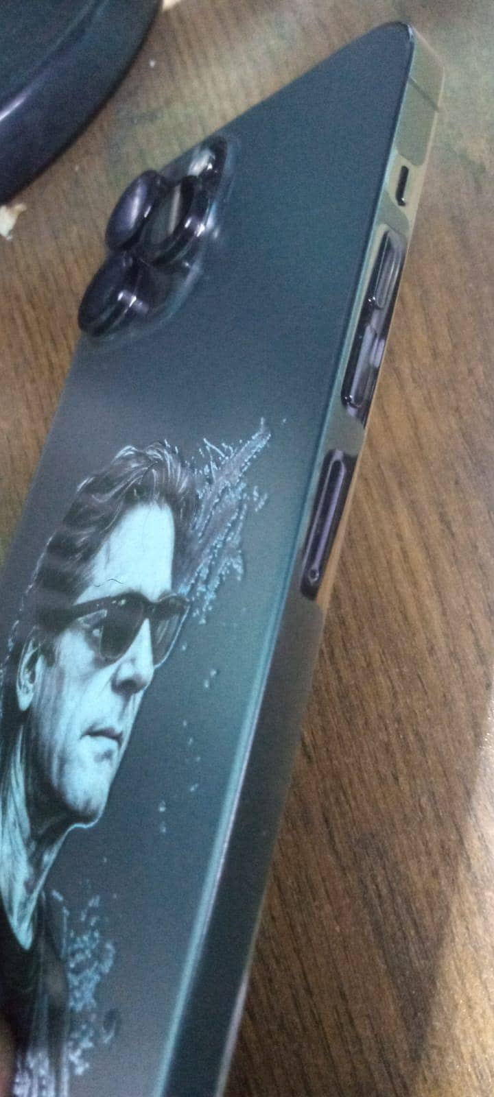 Apple iPhone 13 Pro Max 2