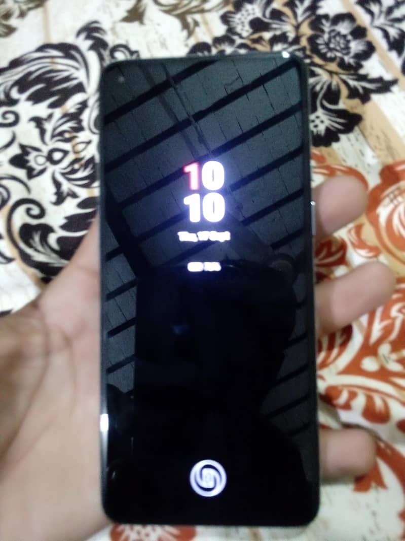 One Plus 9R 2