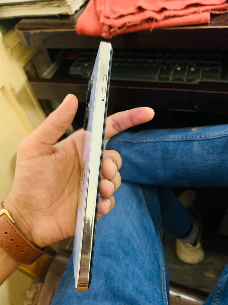 Tecno CAMON 20 7