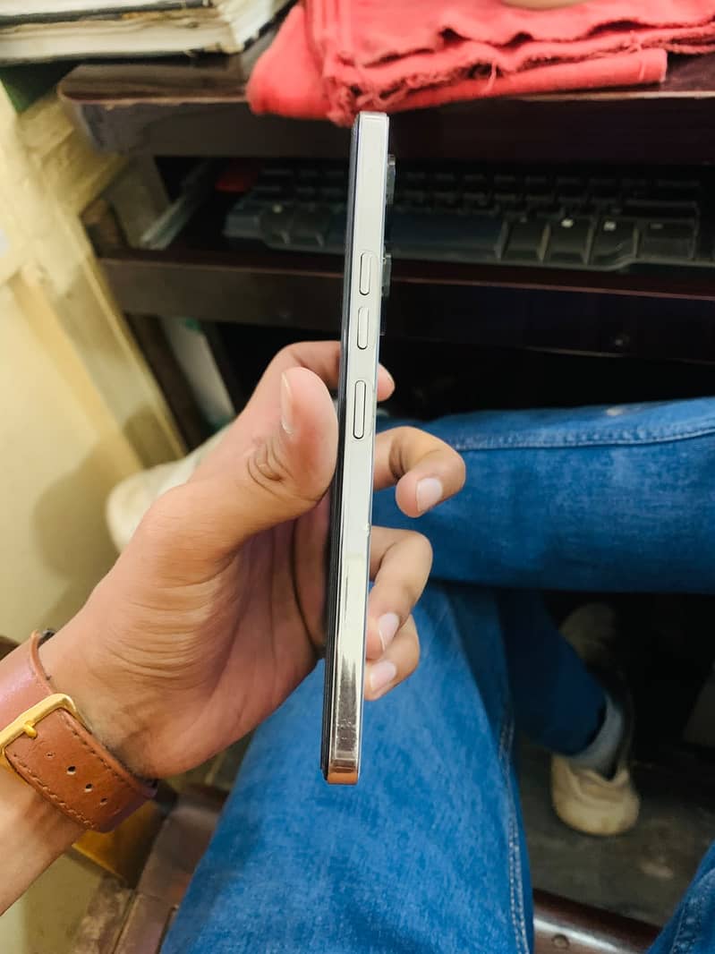 Tecno CAMON 20 8