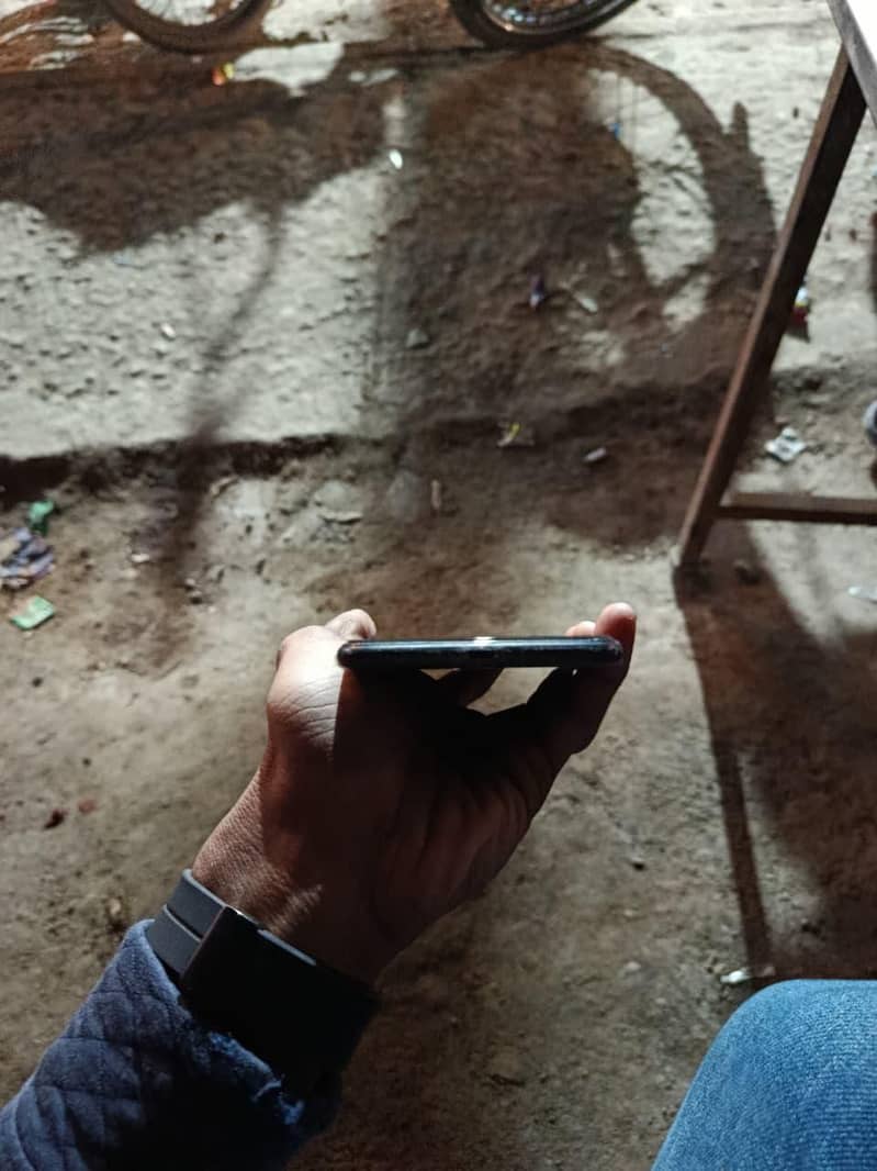 Apple iPhone 7 Plus 2