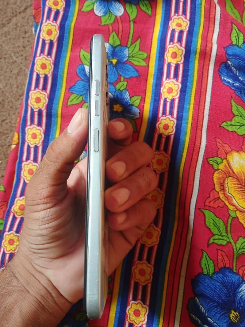Tecno Spark 40 3