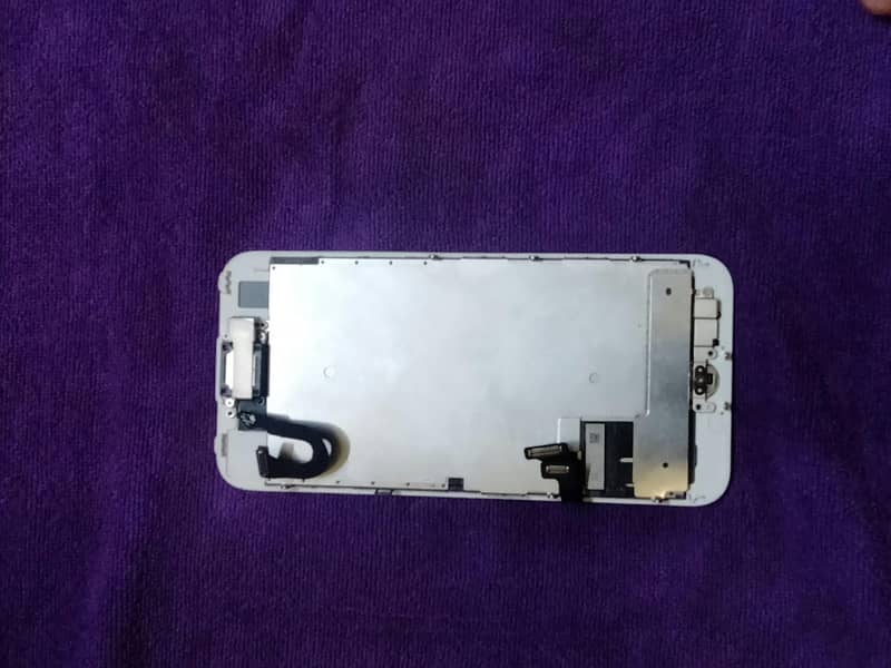 Apple iPhone 7 4