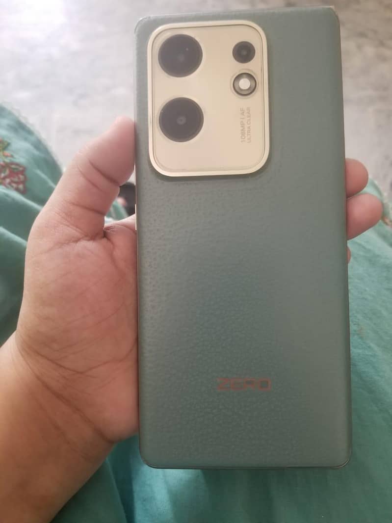 Infinix Zero 30 1