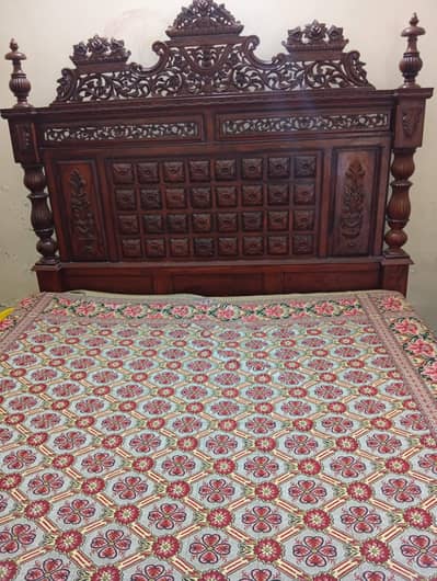 Chinoti bed for sale