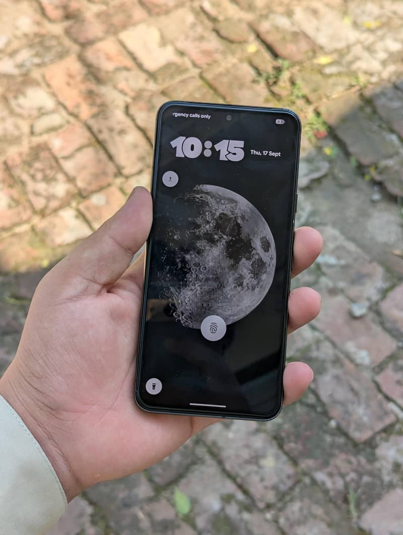 Google Pixel 8 6