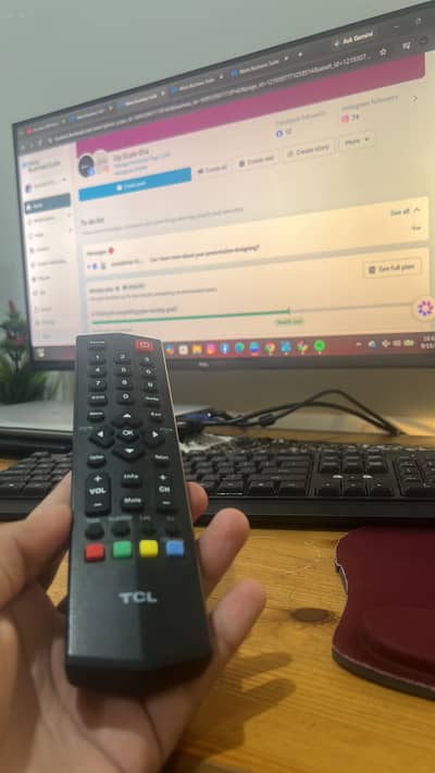 Tcl 32 inch tv lcd almost unused