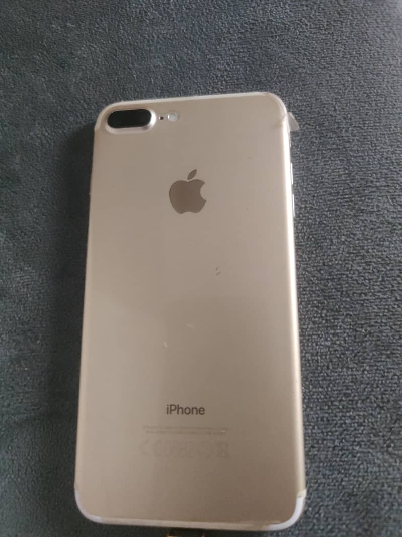 Apple iPhone 7 Plus 1