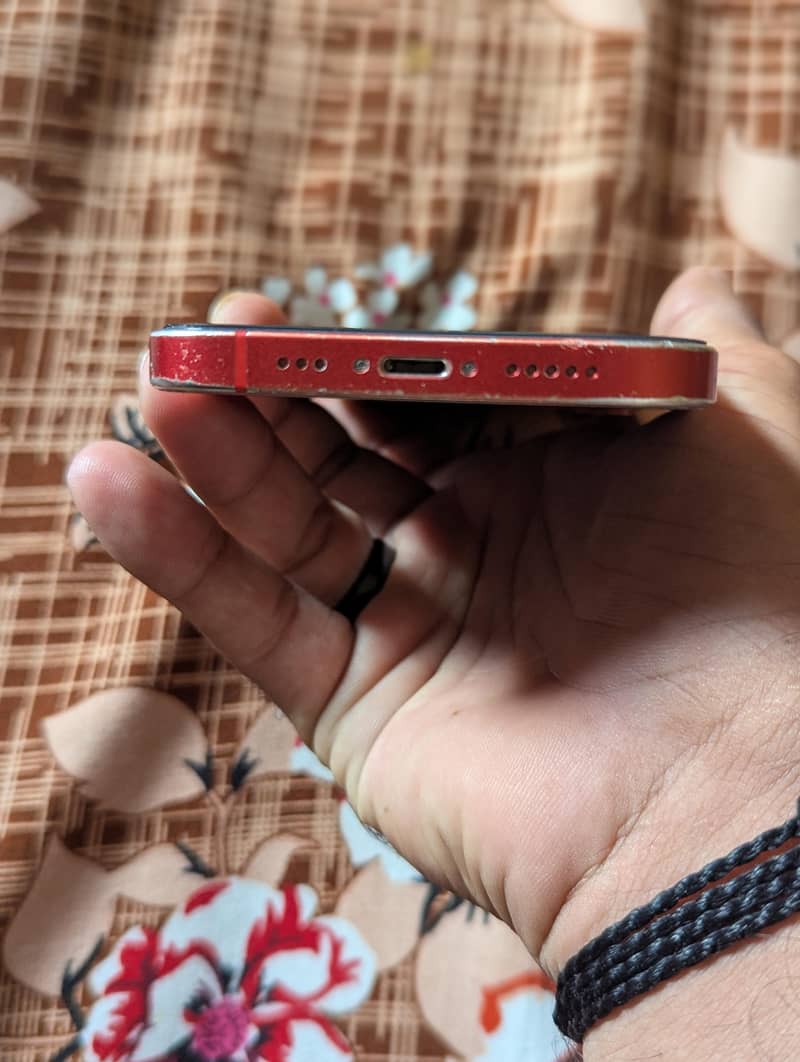 Apple iPhone 12 1