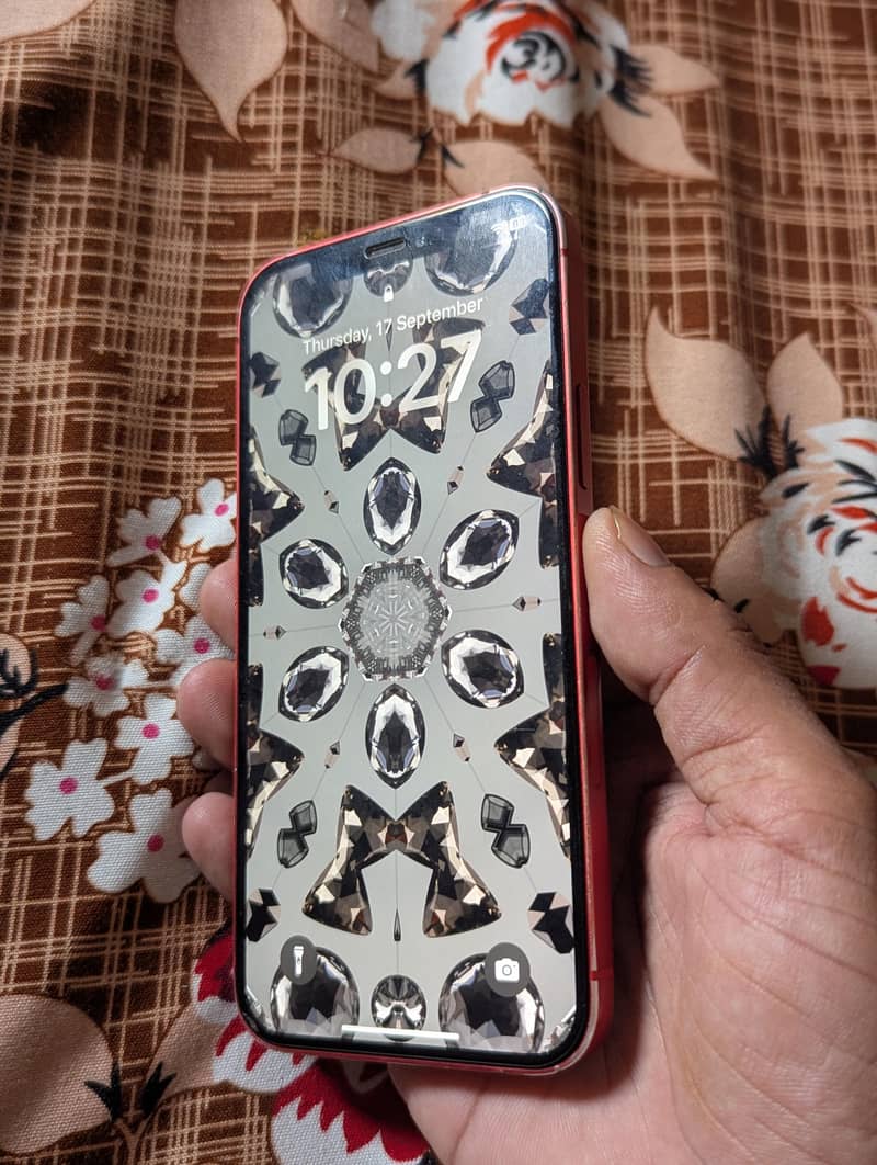 Apple iPhone 12 3