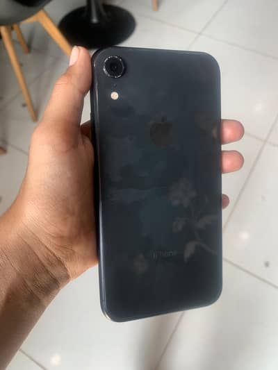 iPhone XR