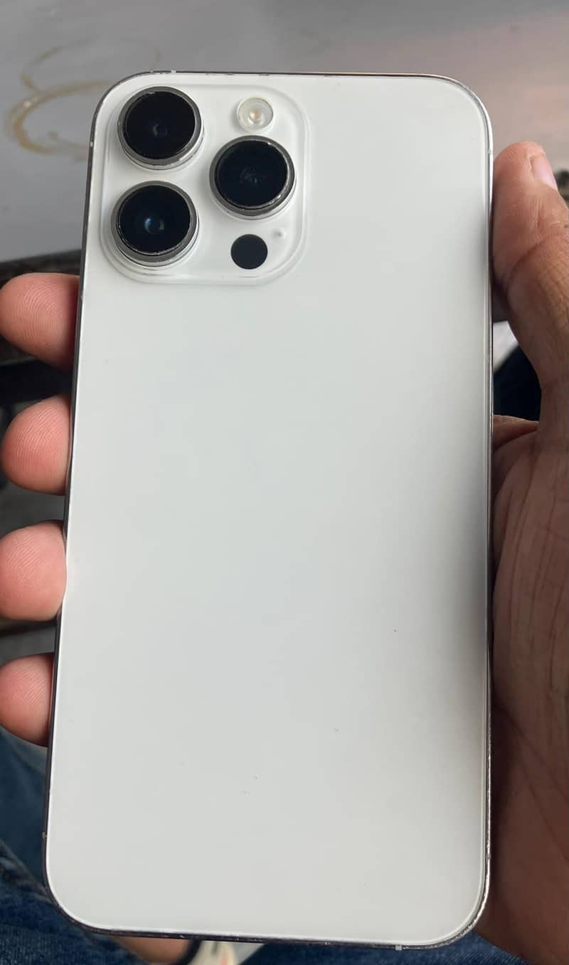 Apple iPhone 14 Pro Max 0