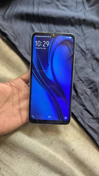 Vivo S1 8 gb ram 256 gb memory