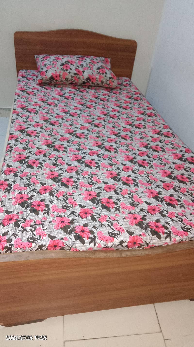 kid single bed 1