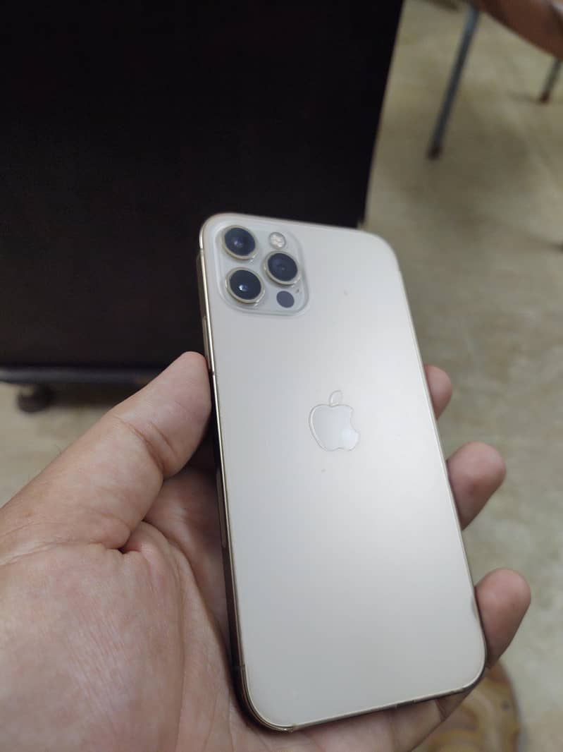 Apple iPhone 12 Pro 2