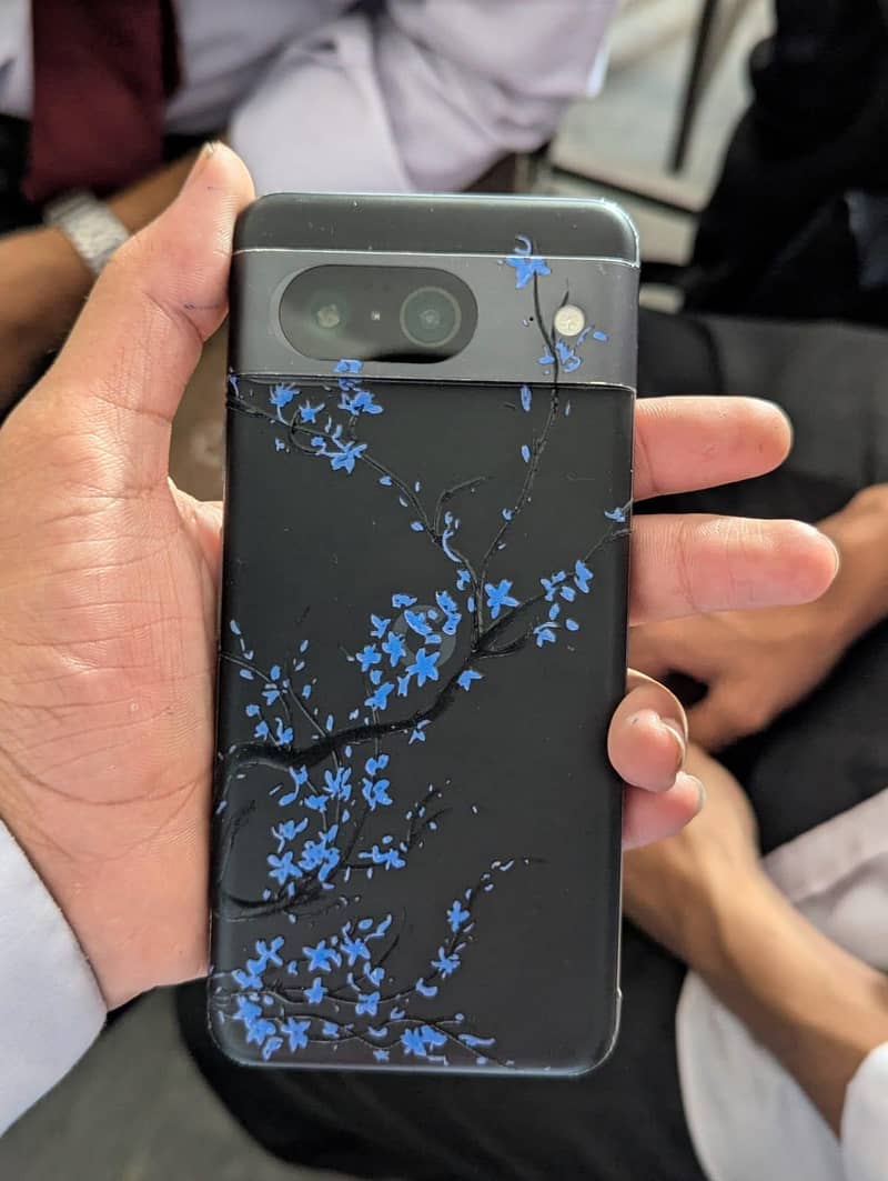 Google Pixel 8 3