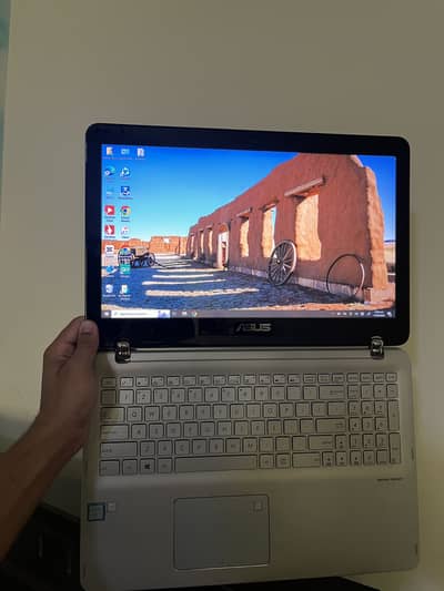 ASUS Touchscreen Laptop | Core i5 7th Gen | 8GB RAM | 1TB Storage
