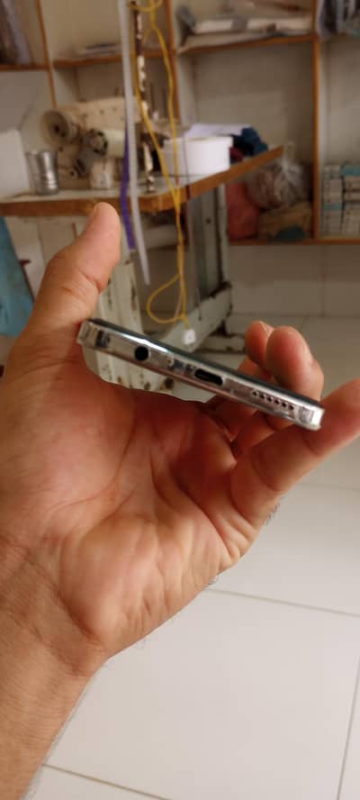 Tecno CAMON 30
