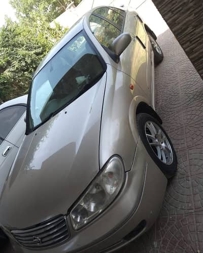 Nissan Sunny 2005