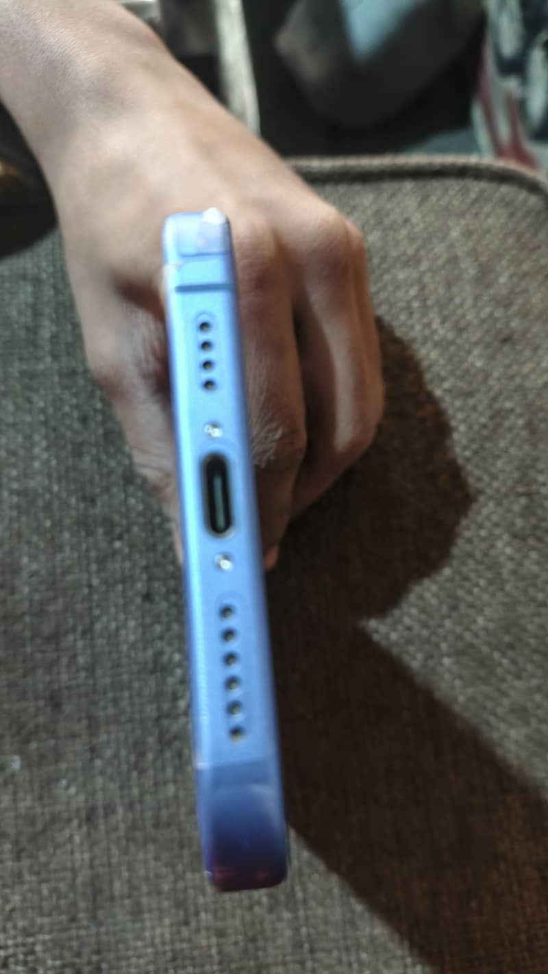 Apple iPhone 16 Plus 5