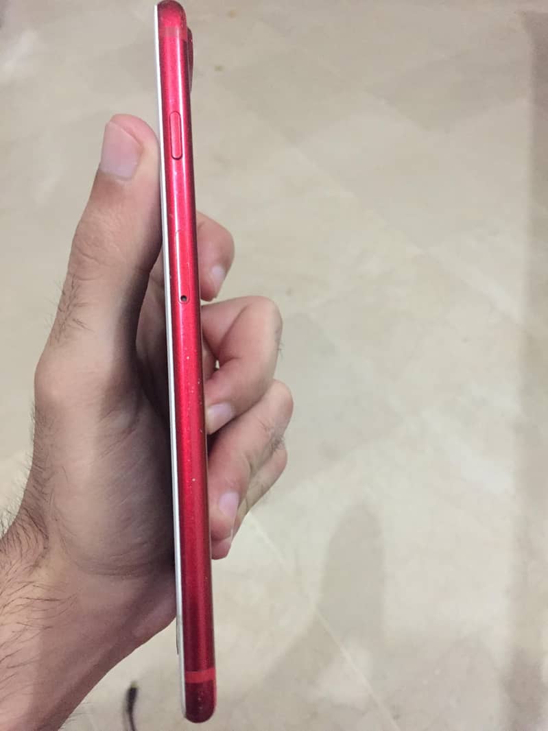 Apple iPhone 7 Plus 2