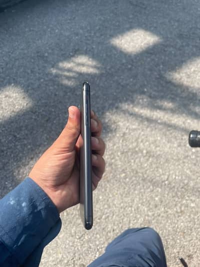 iPhone XS Max pta approved