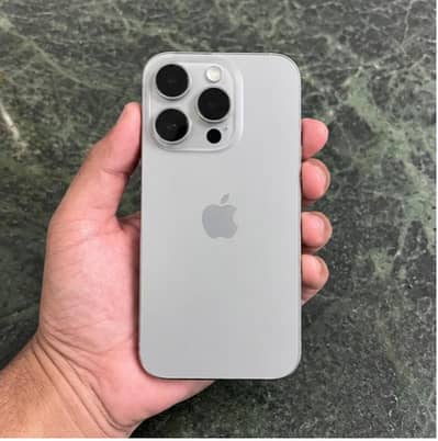 Apple iPhone 15 Pro ( Factory unlocked )