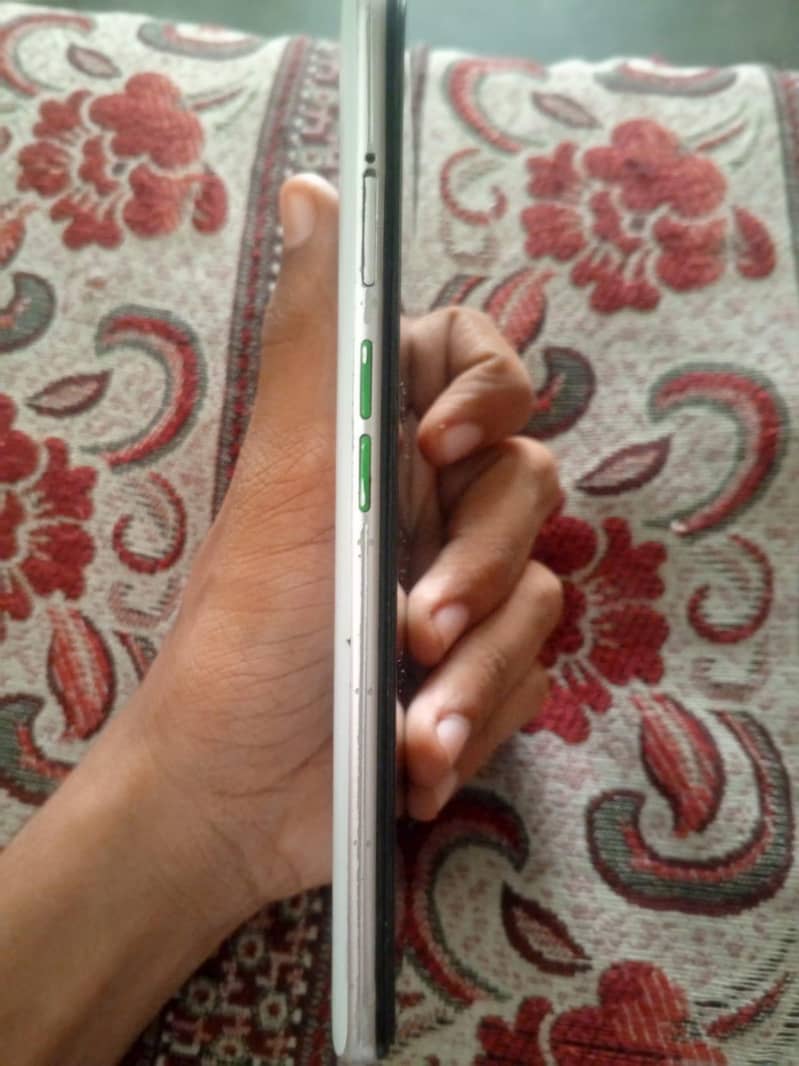 OPPO A5 1