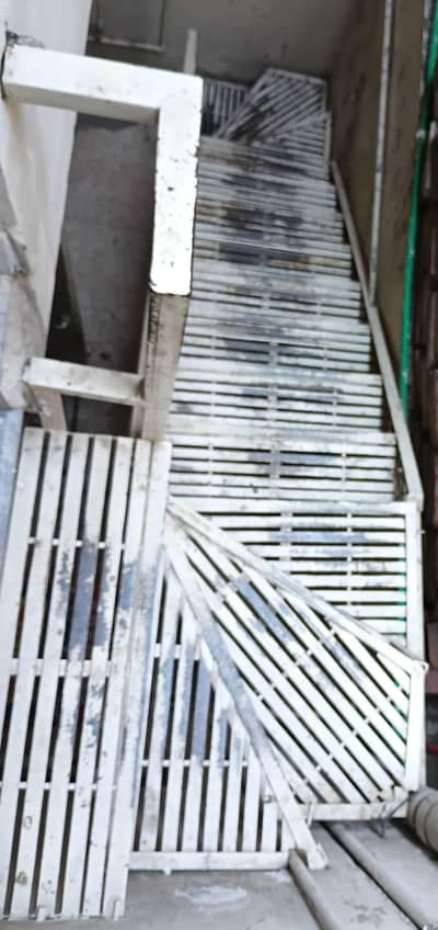 Iron Ledder 11.5 feet