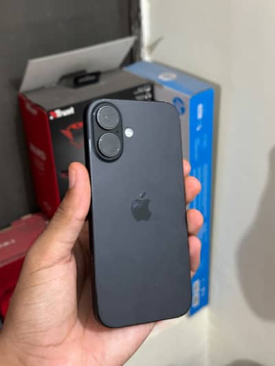 Apple iPhone 16