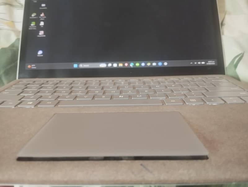 Microsoft Surface Laptop 1