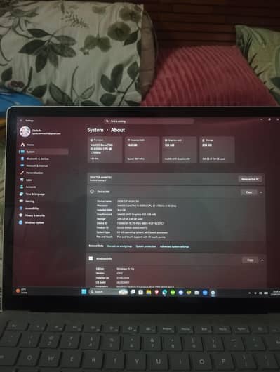 Microsoft Surface Laptop
