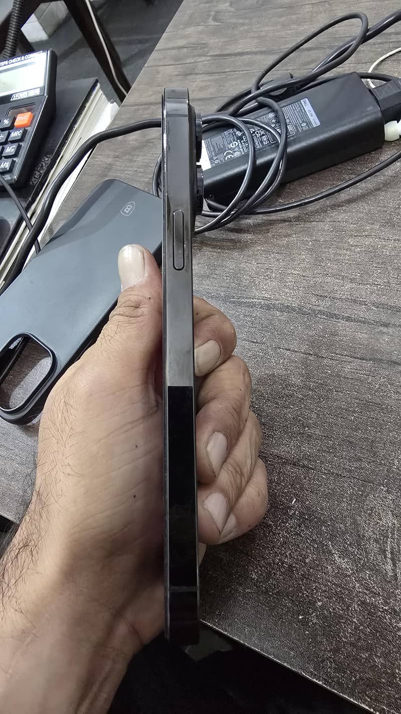 Apple iPhone 14 Pro Max 3