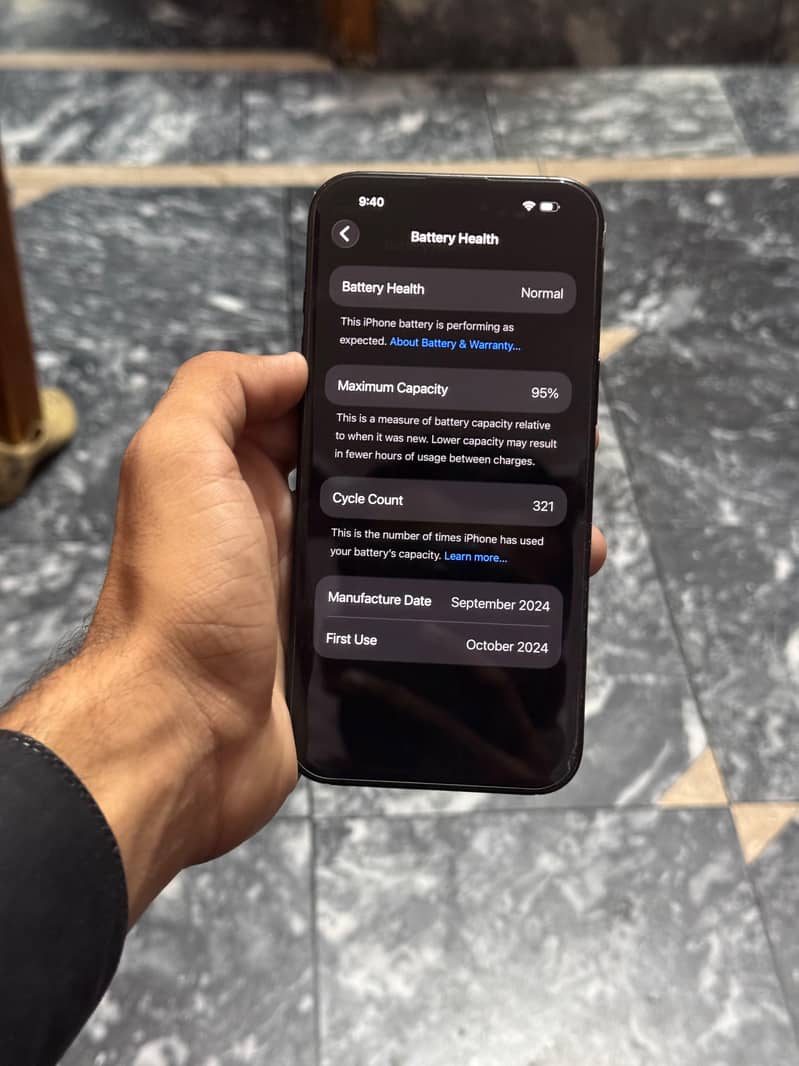 Apple iPhone 16 Plus 1